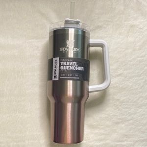 *NIB* Stanley Quencher 40oz Tumbler - Champagne Ombré / Champagne Ombre
